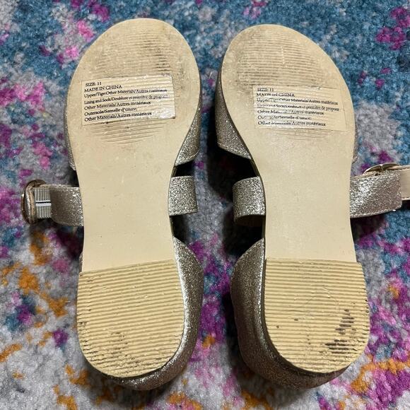 Janie and Jack Girls Gold Sparkle Flats size 11 - Picture 6 of 7